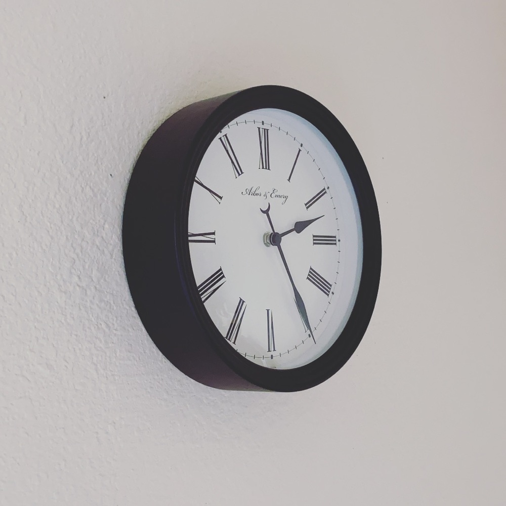 🖤 Target clock - Picture 2 of 3
